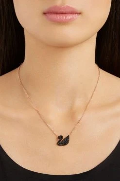 Γυναικεία Swarovski - Κολιέ Iconic Swan χρυσαφί 5 Γυναικεία Swarovski - Κολιέ Iconic Swan χρυσαφί -Swarovski Κατάστημα unnamed file 401
